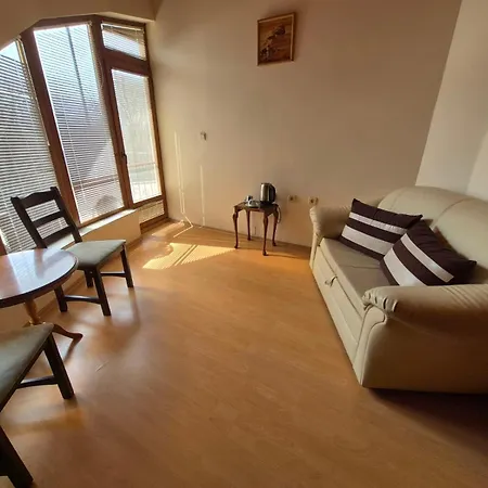 בית הארחה Complex Maxim - Sea View 4*