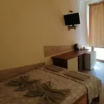 Complex Maxim - Sea View Guest house