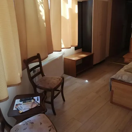 Gasthof Complex Maxim - Sea View And Free Parking 3*