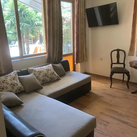 Gasthof Complex Maxim - Sea View And Free Parking