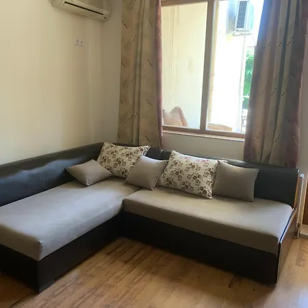 بيت ضيافة Complex Maxim - Sea View 4*
