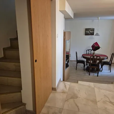 بيت ضيافة Complex Maxim - Sea View 4*