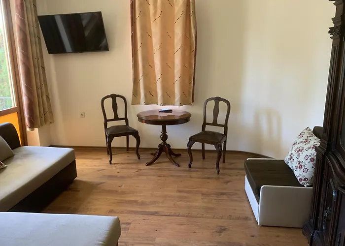 Complex Maxim - Sea View